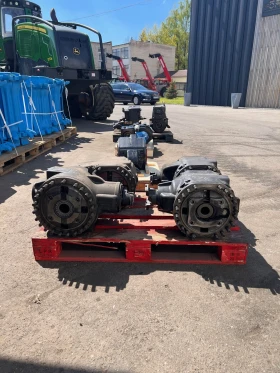 Специализирани машини Машини за дърводобив John Deere скоростни кутии и диференциали, снимка 2