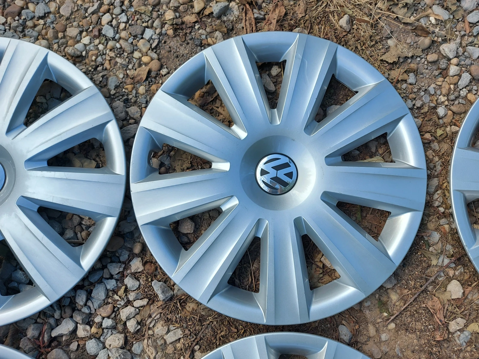   VW 16  | Mobile.bg   4