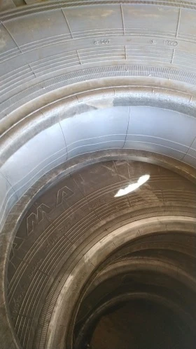 Гуми, снимка 4