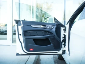 Mercedes-Benz CLS 63 AMG V8* AвтоКредит * (ЦЕНА ДО БГ), снимка 11