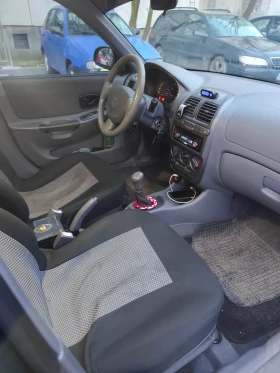 Hyundai Accent 1.3i - 950 € / 1858.04 лв. - 71070851 8