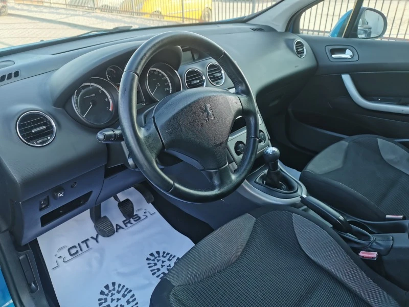 Peugeot 308 1.6i Газ, снимка 11 - Автомобили и джипове - 44373217