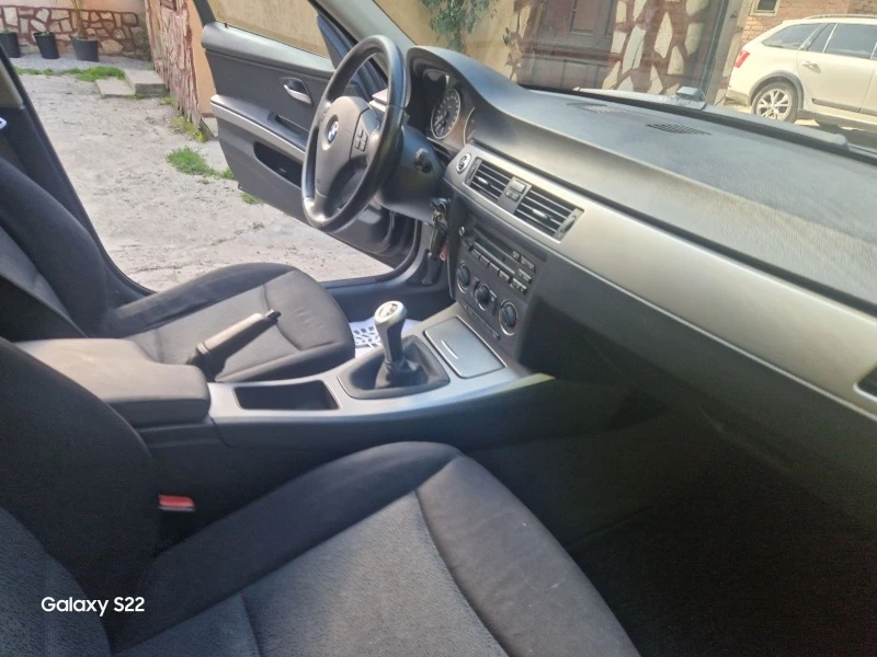 BMW 318 1.8 D, снимка 12 - Автомобили и джипове - 47354985