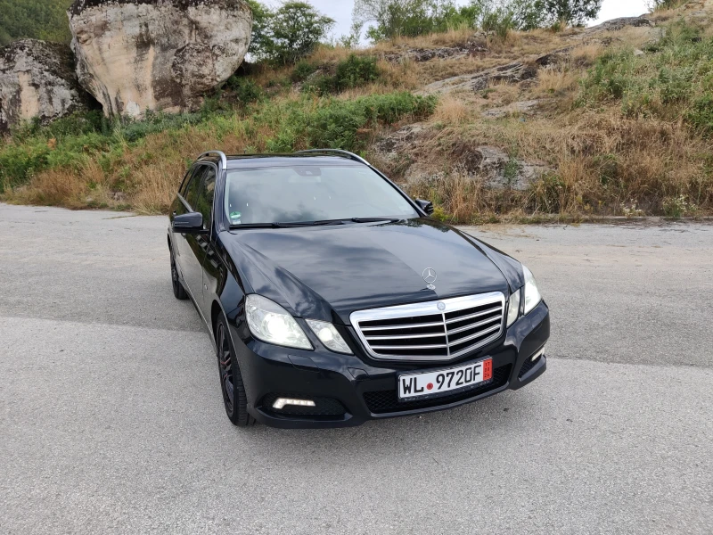 Mercedes-Benz E 200 CGI BlueEfficiency, снимка 1 - Автомобили и джипове - 47150005