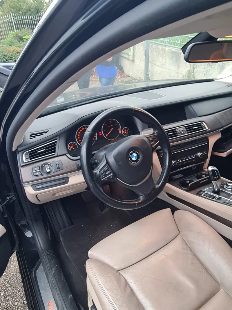 BMW 740 3.0 XDRIVE, снимка 8 - Автомобили и джипове - 47961229