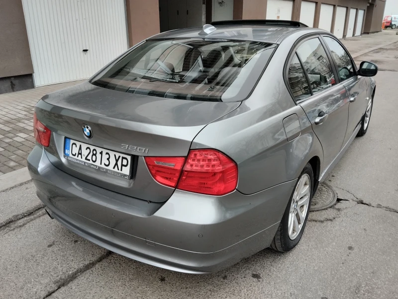 BMW 320 2.0, снимка 2 - Автомобили и джипове - 48229962