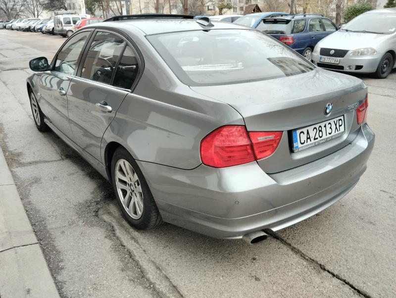 BMW 320 2.0, снимка 4 - Автомобили и джипове - 48229962