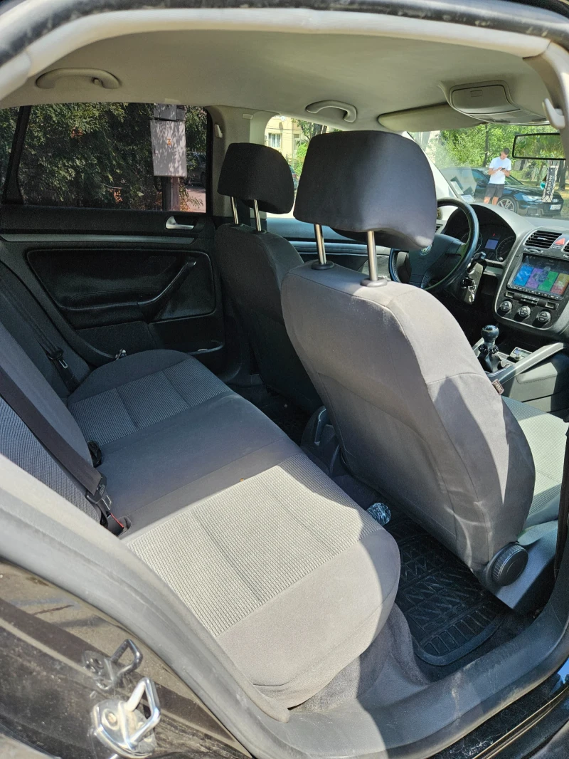 VW Jetta, снимка 9 - Автомобили и джипове - 51957966