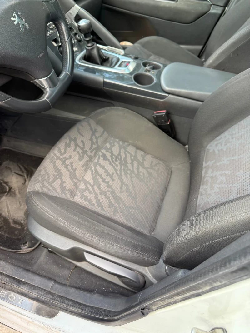 Peugeot 3008 1.6 HDI, снимка 3 - Автомобили и джипове - 51465395