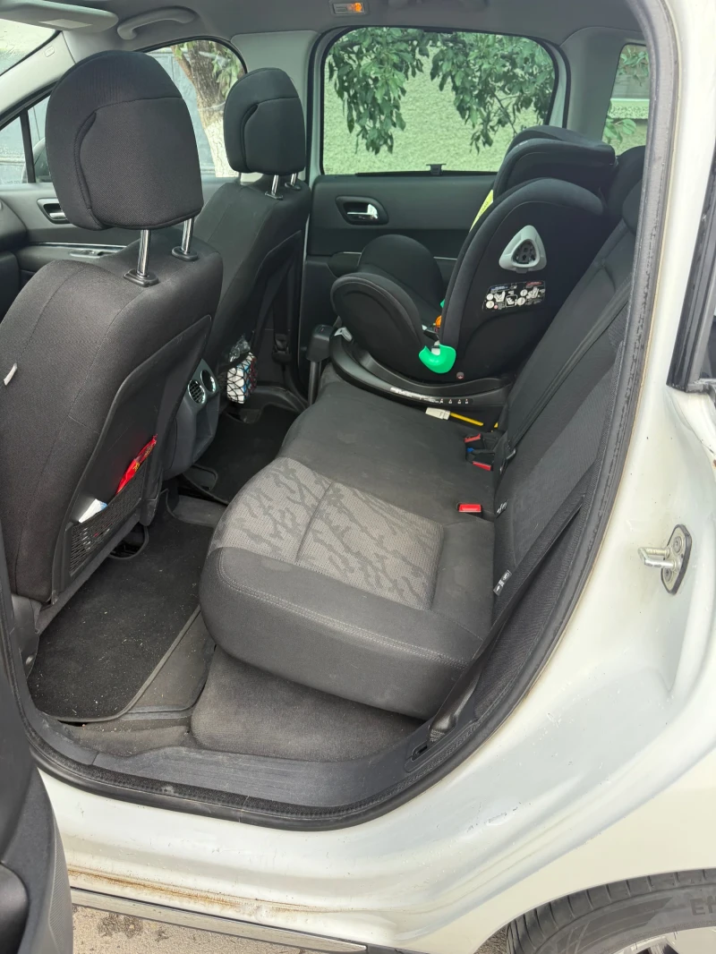 Peugeot 3008 1.6 HDI, снимка 4 - Автомобили и джипове - 51465395