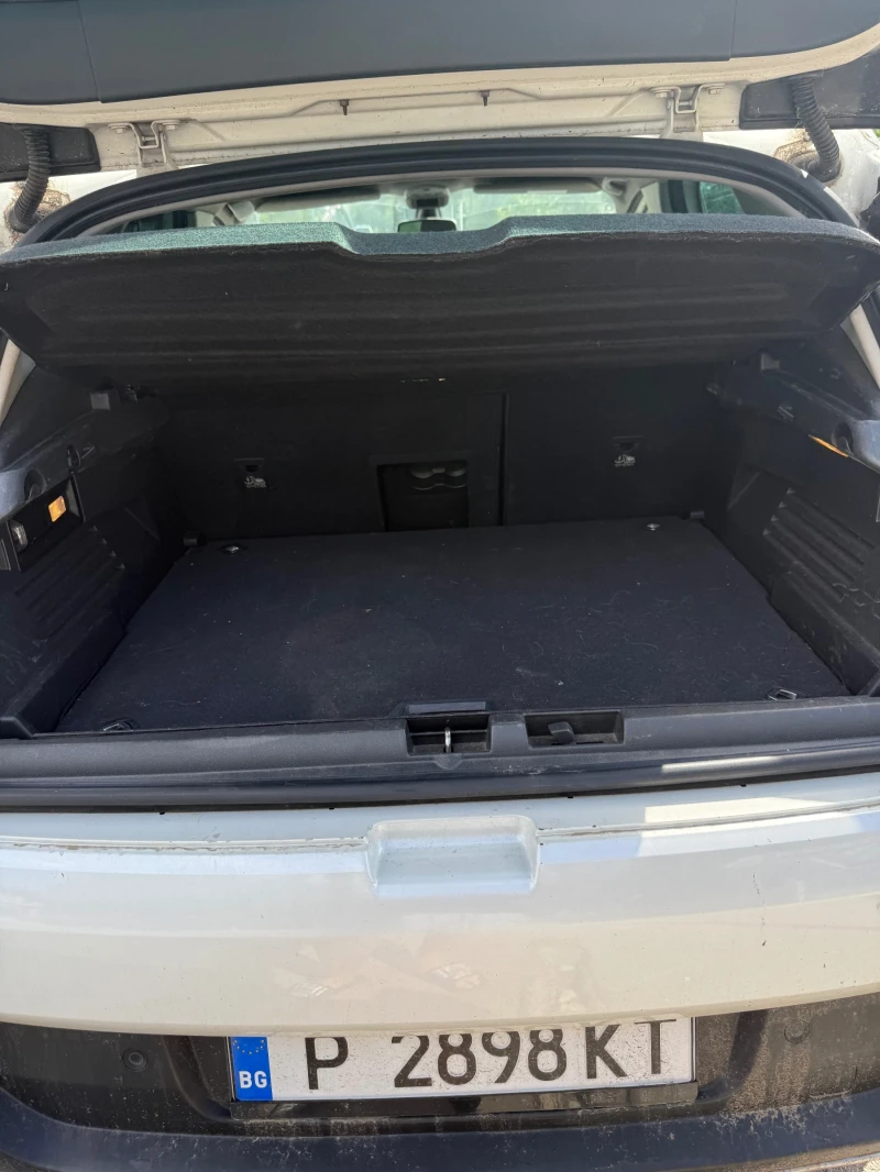 Peugeot 3008 1.6 HDI, снимка 11 - Автомобили и джипове - 51465395