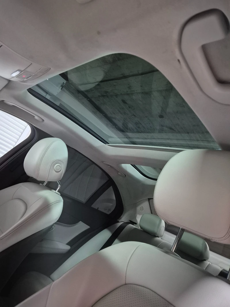 Mercedes-Benz C 300 4MATIC/BURMESTER/PANORAMA/LED, снимка 14 - Автомобили и джипове - 52541548