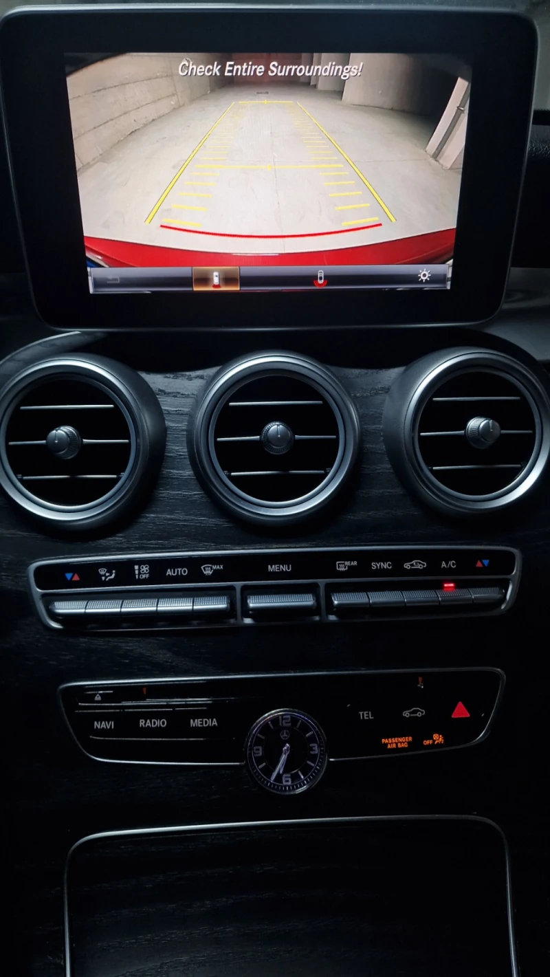 Mercedes-Benz C 300 4MATIC/BURMESTER/PANORAMA/LED, снимка 15 - Автомобили и джипове - 52541548