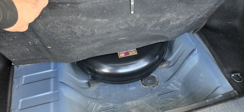 Dacia Logan Dacia Logan Комби * 1.2* 75hp* КЛИМАТИК* ГАЗ* , снимка 15 - Автомобили и джипове - 52770352