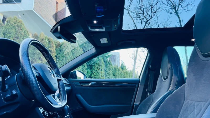 Skoda Superb SportLine, снимка 10 - Автомобили и джипове - 52899863