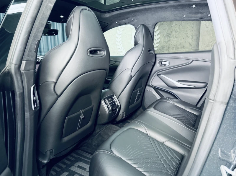 Aston Martin DBX 4.0 V8 360/Обдухване/23'ц, снимка 14 - Автомобили и джипове - 52943755