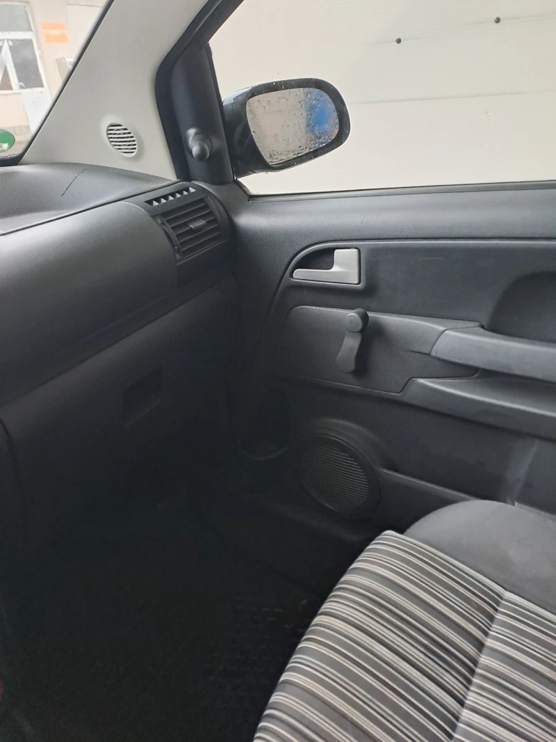 VW Fox, снимка 15 - Автомобили и джипове - 53048400