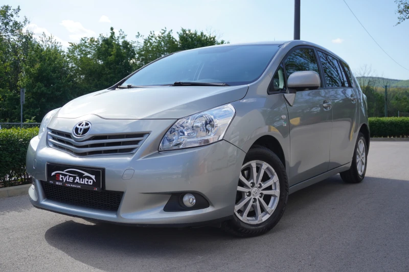 Toyota Verso 2.0D4-D 126KC, NAVI, CAMERA, 7МЕСТА-ПЕРФЕКТНА! - 12750 лв. - 73448515 | Car24.bg