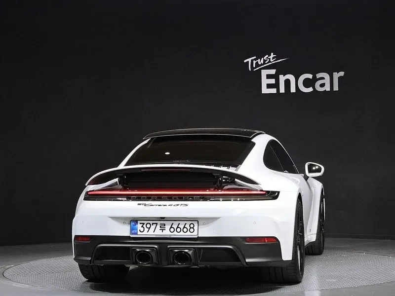 Porsche 911 CARRERA 4 GTS, снимка 4 - Автомобили и джипове - 54930500