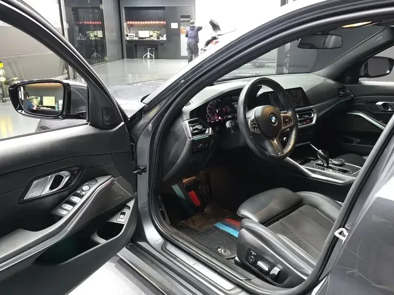 BMW 320 * D M SPORTS* , снимка 3 - Автомобили и джипове - 55121566