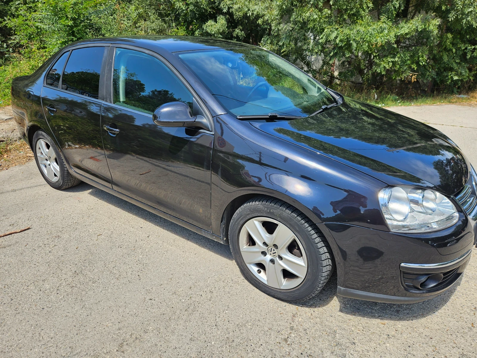VW Jetta  - изображение 10