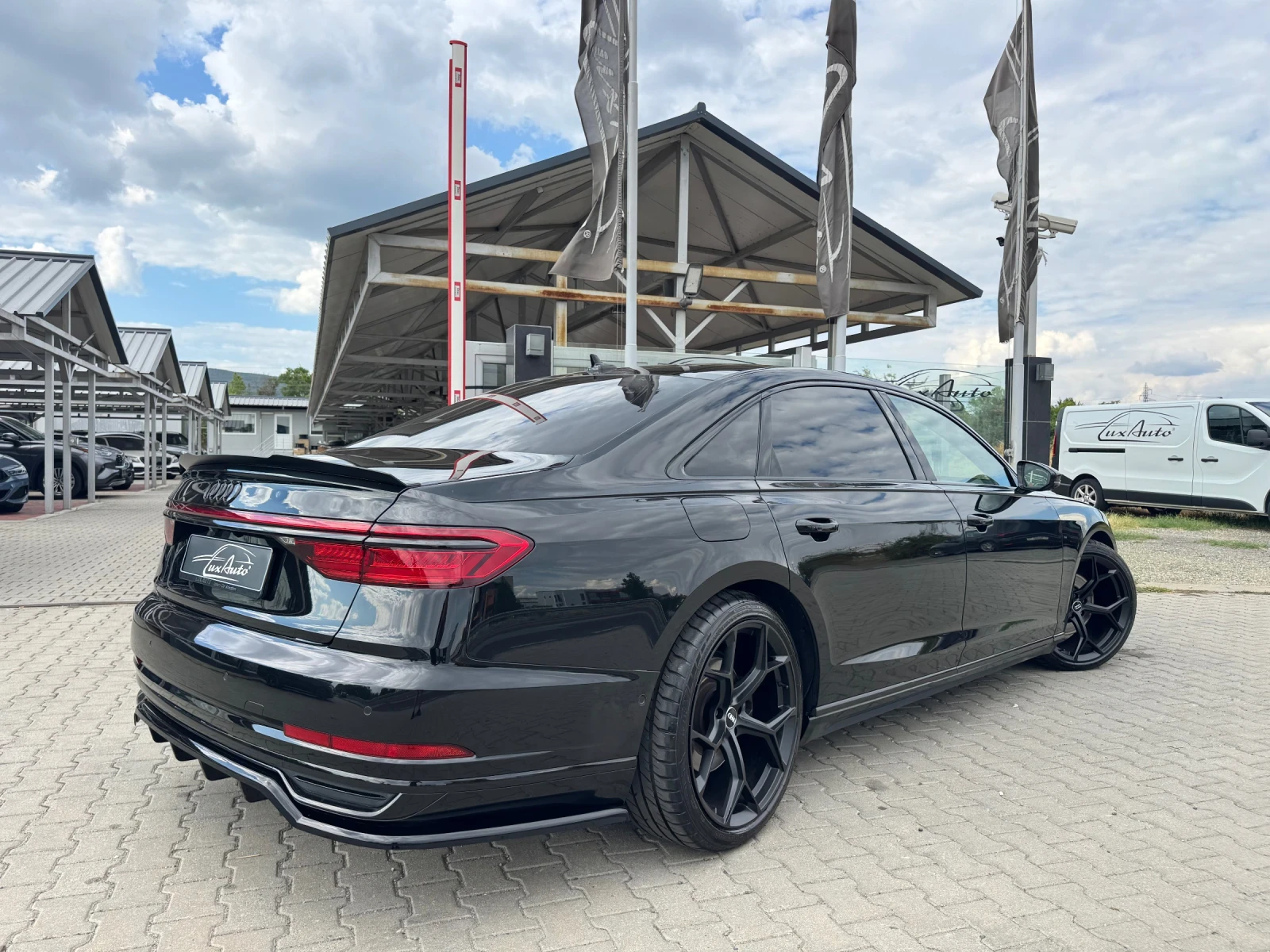 Audi A8 LONG#PANO#3xDVD#B&O#ОБДУХ#SOFTCL#360* CAM#EXCLUSIV - изображение 5