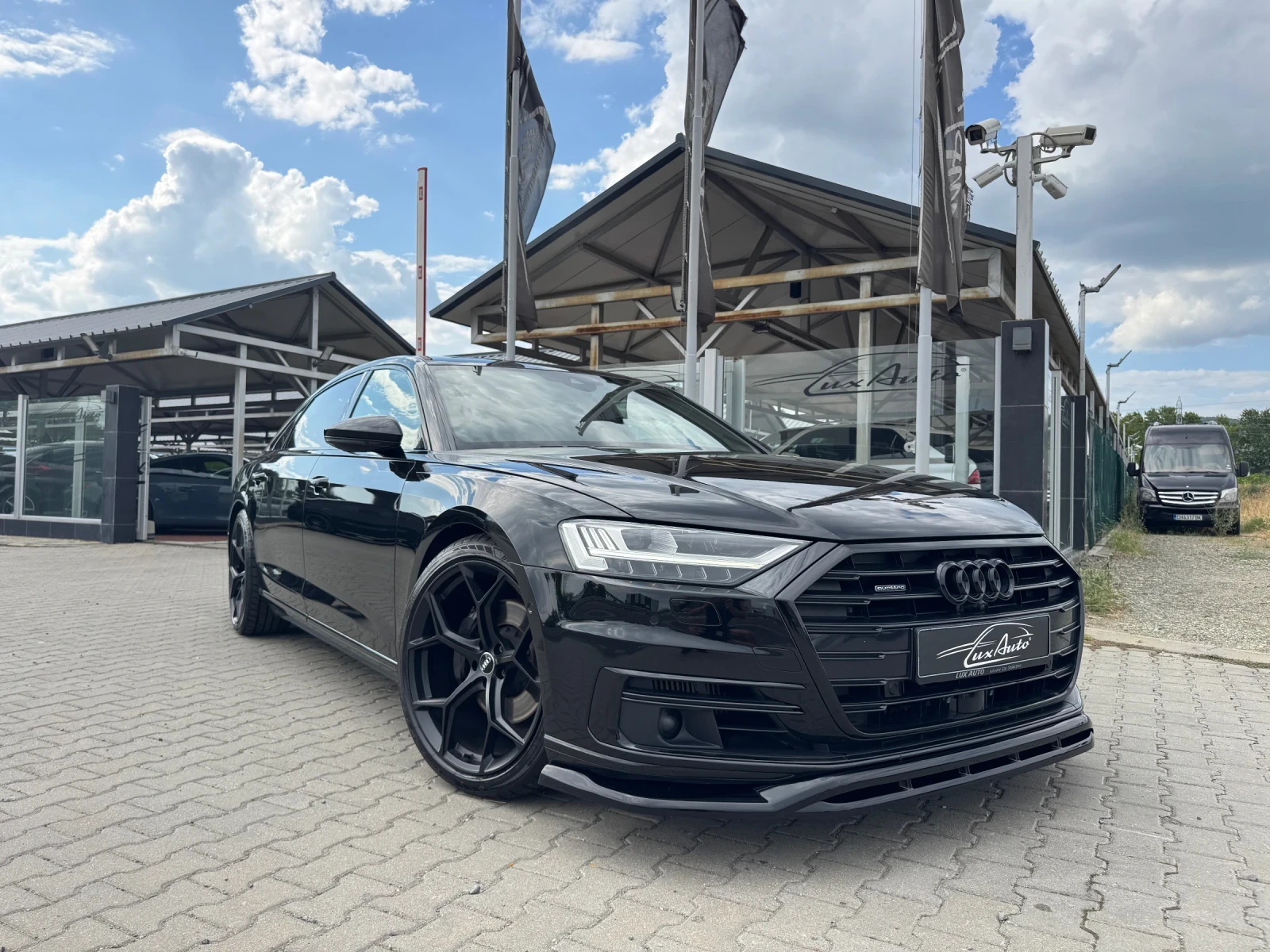 Audi A8 LONG#PANO#3xDVD#B&O#ОБДУХ#SOFTCL#360* CAM#EXCLUSIV - изображение 2