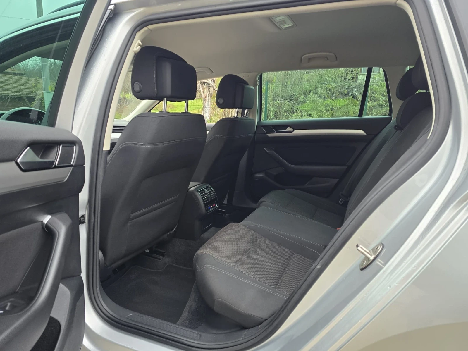 VW Passat 2.0TDI - 150.. -   | Mobile.bg   15