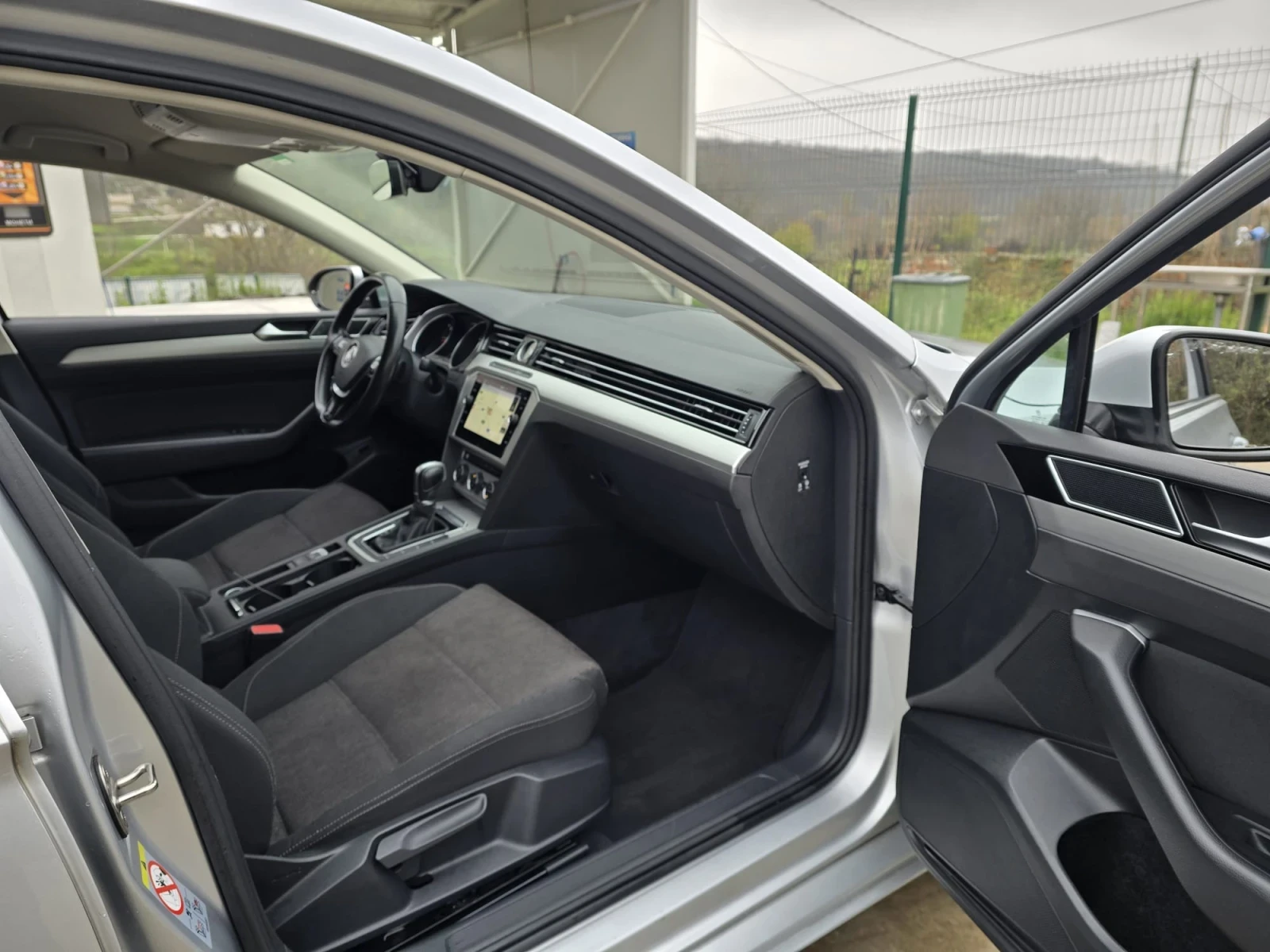 VW Passat 2.0TDI - 150.. -   | Mobile.bg   11