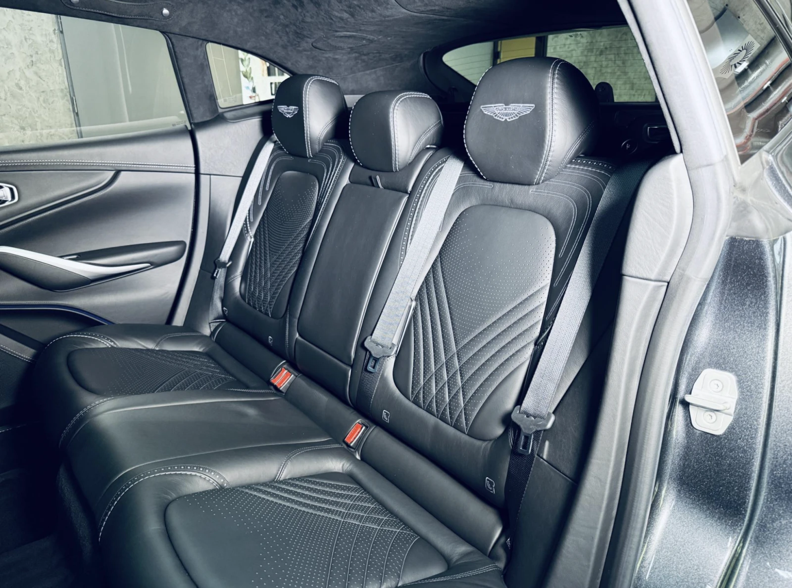 Aston Martin DBX 4.0 V8 360/���������/23'� | Mobile.bg � ����������� 16