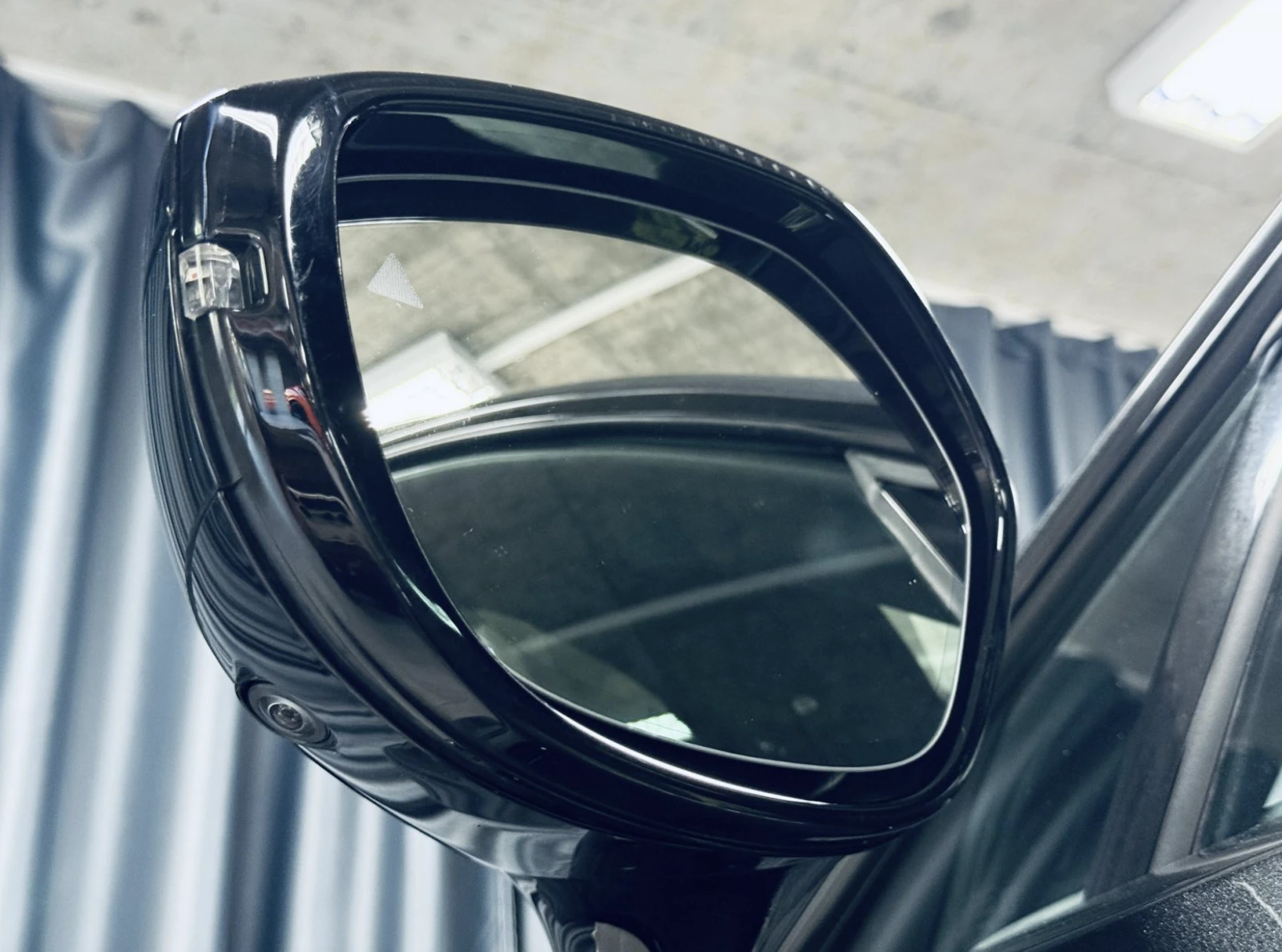 Aston Martin DBX 4.0 V8 360/Обдухване/23'ц - изображение 5