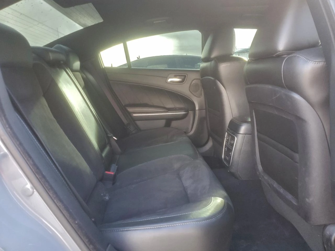 Dodge Charger Scatpack - изображение 9