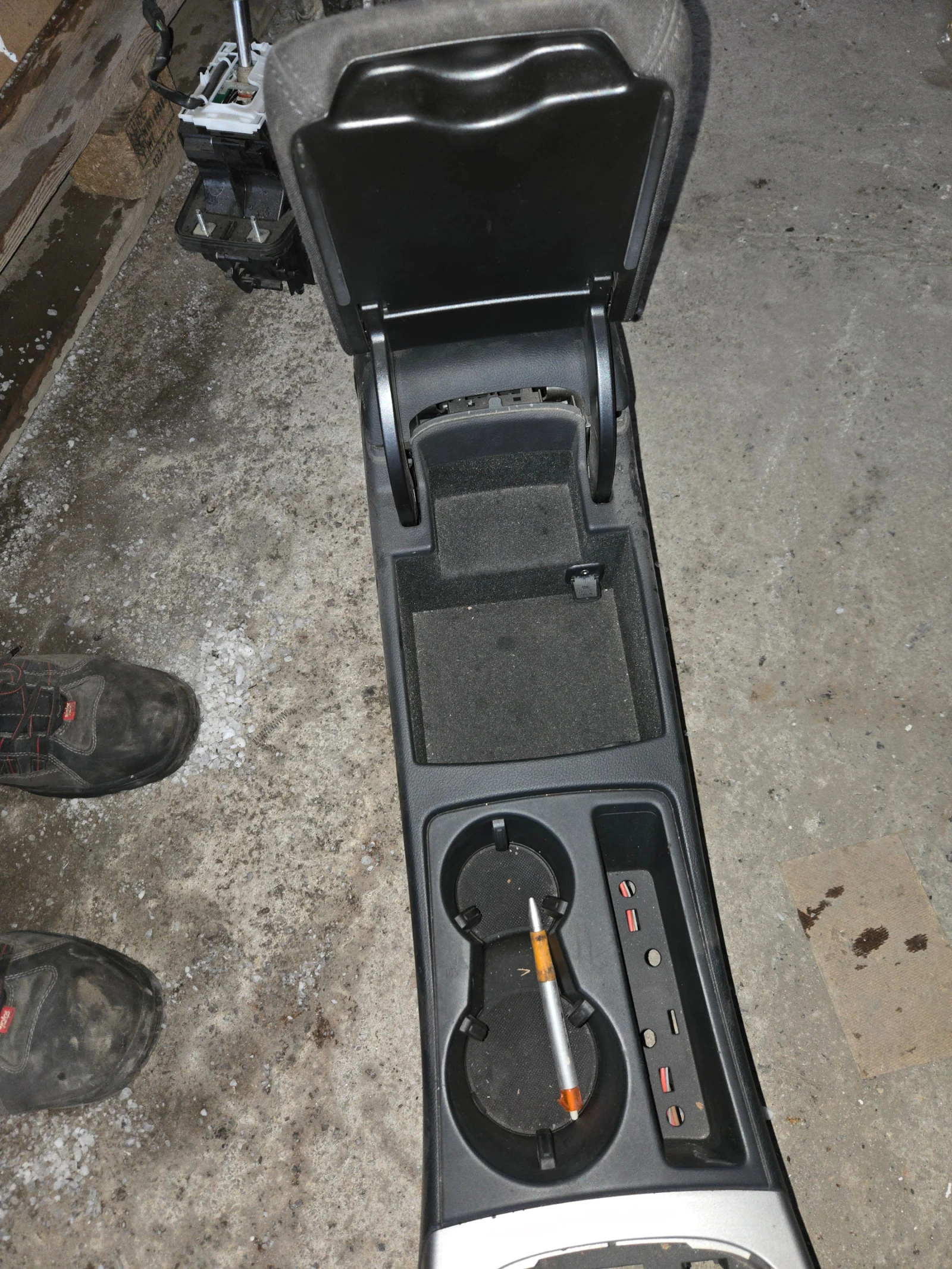 Audi A4 B8, снимка 12 - Автомобили и джипове - 53904223