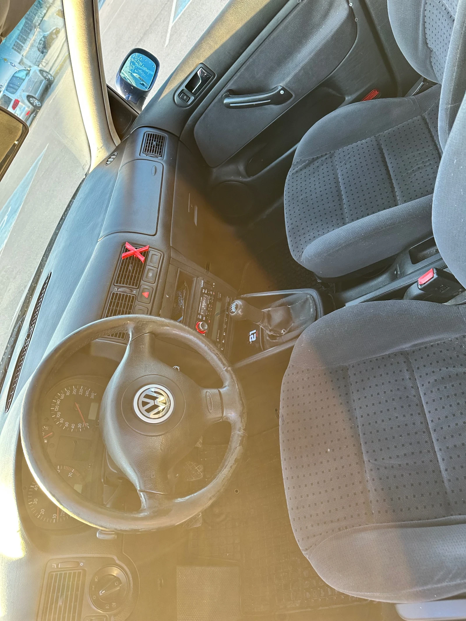 VW Golf 4 , снимка 6 - Автомобили и джипове - 53801393
