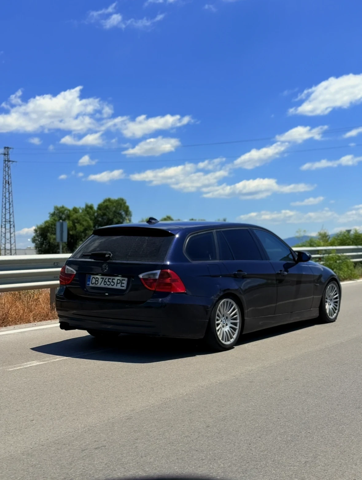 BMW 320, снимка 4 - Автомобили и джипове - 53901687