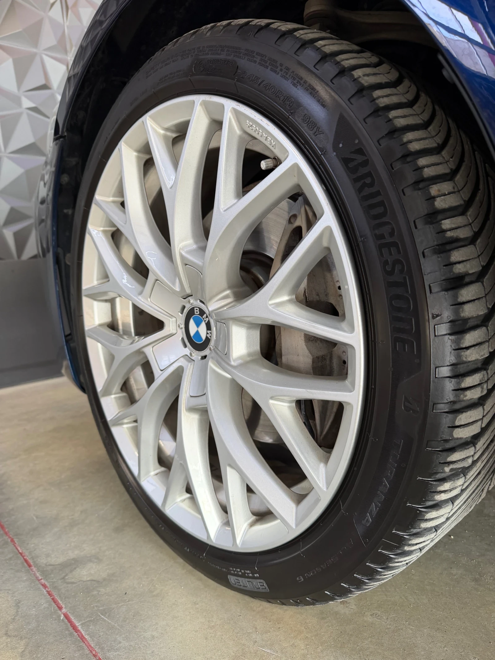 BMW 530 d INDIVIDUAL * HEAD UP * КАМЕРА * , снимка 17 - Автомобили и джипове - 54150968