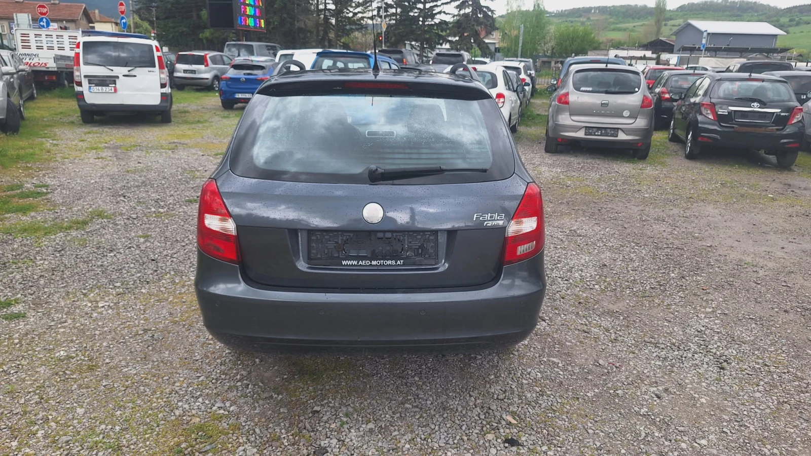 Skoda Fabia 1.4tdi, снимка 9 - Автомобили и джипове - 54489038