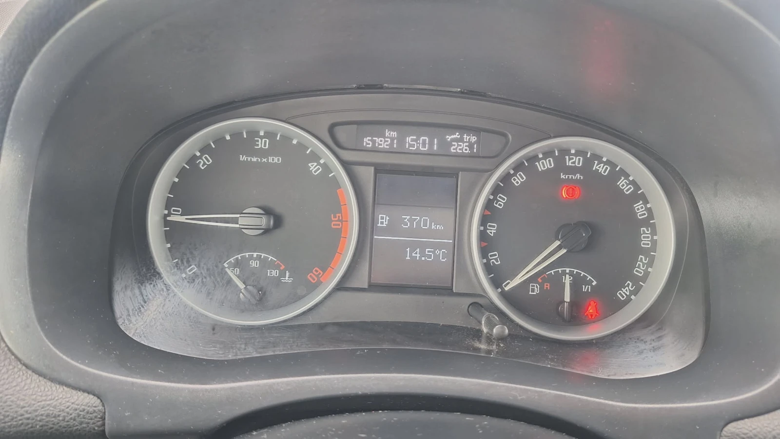Skoda Fabia 1.4tdi, снимка 5 - Автомобили и джипове - 54489038