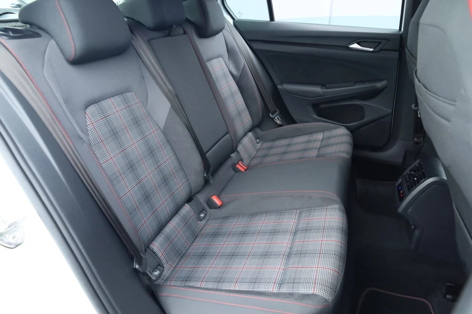 VW Golf GTI DSG Automatic, снимка 14 - Автомобили и джипове - 54728871