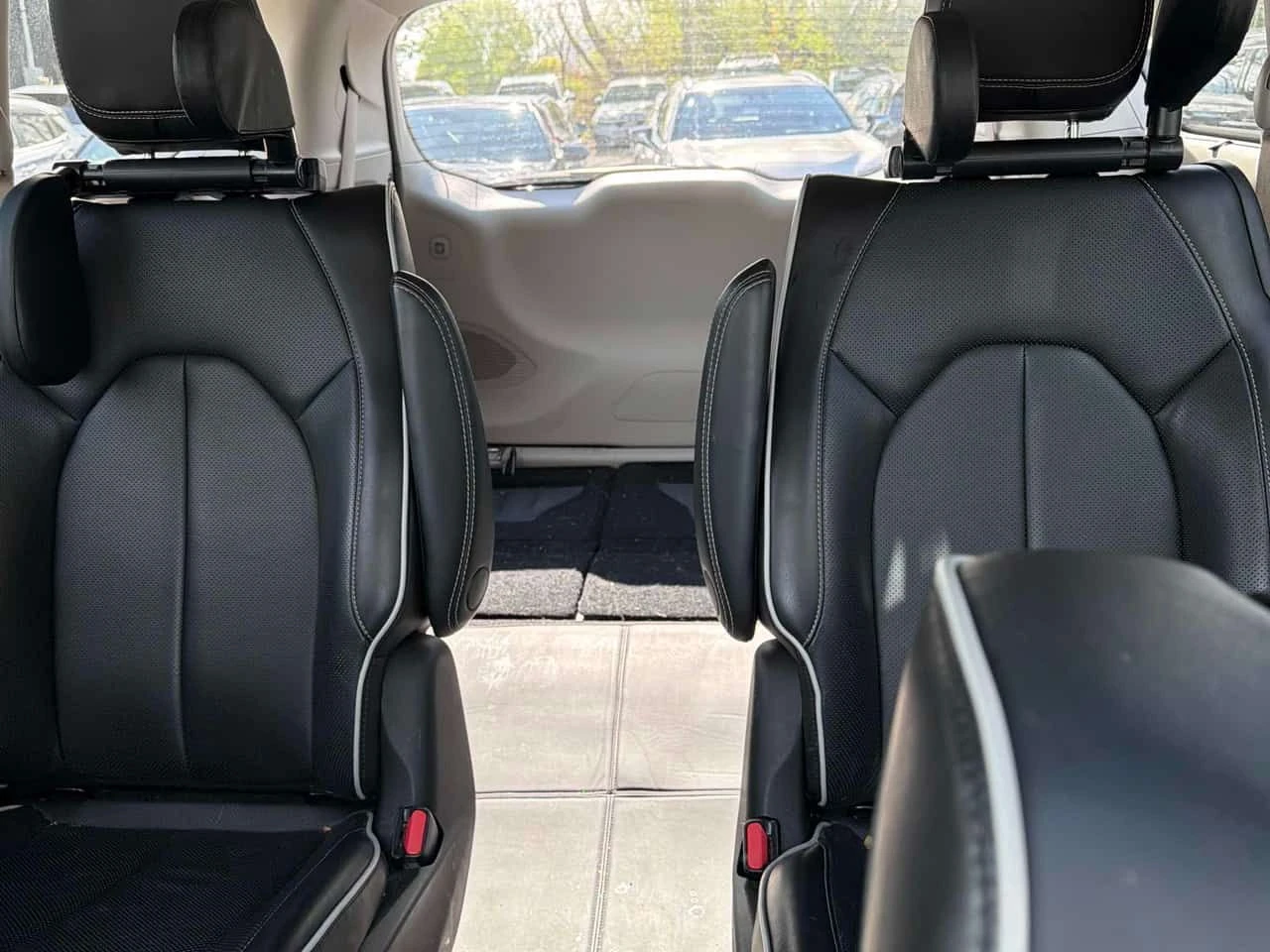 Chrysler Pacifica Limited| 2 КЛЮЧА| CARFAX| АВТОКРЕДИТ, снимка 11 - Автомобили и джипове - 54744536