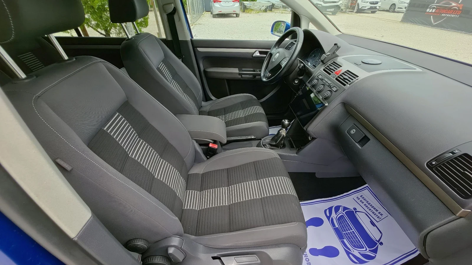 VW Touran 1.9TDI.7местен.Нави. highline, снимка 11 - Автомобили и джипове - 54884617