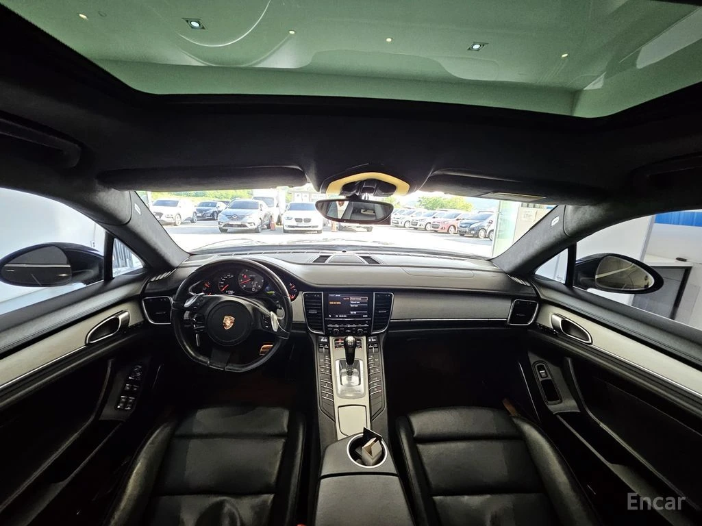 Porsche Panamera 4S* PDK* V8, снимка 9 - Автомобили и джипове - 55213215