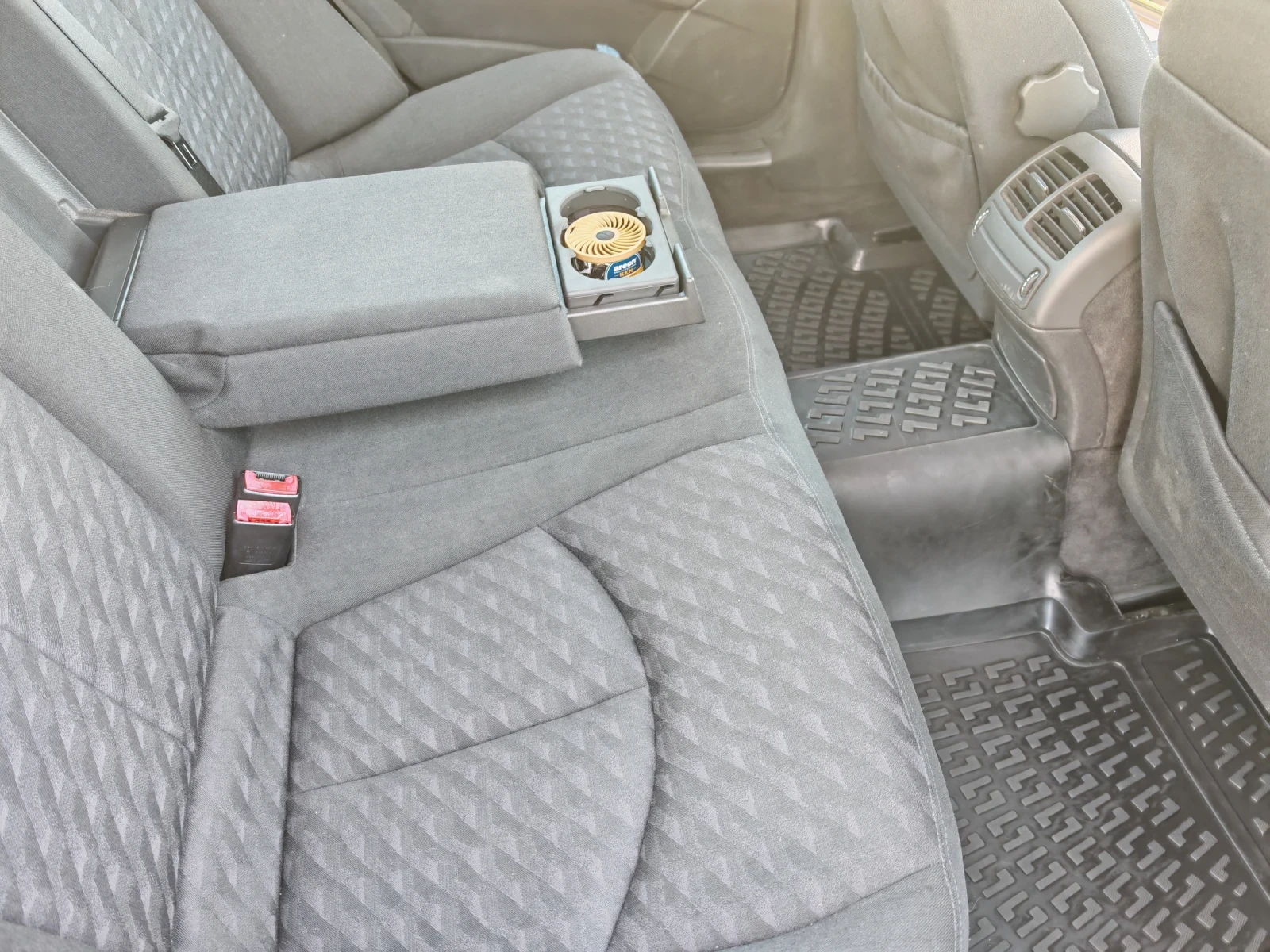 Mercedes-Benz E 200 Е 220 Cdi Реални Км. TOP, снимка 8 - Автомобили и джипове - 55276361