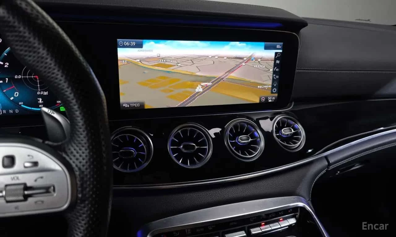 Mercedes-Benz AMG GT * 4Door 43 4MATIC+ * CARFAX * ЦЕНА ДО БГ, снимка 13 - Автомобили и джипове - 55510395