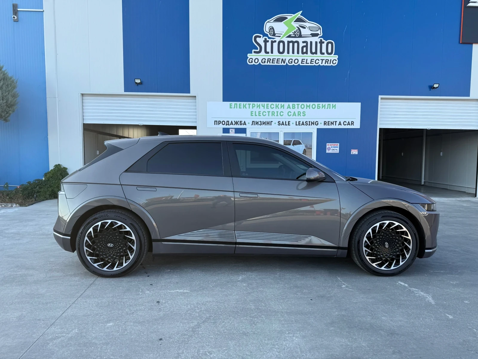 Hyundai Ioniq 5  UNIQ