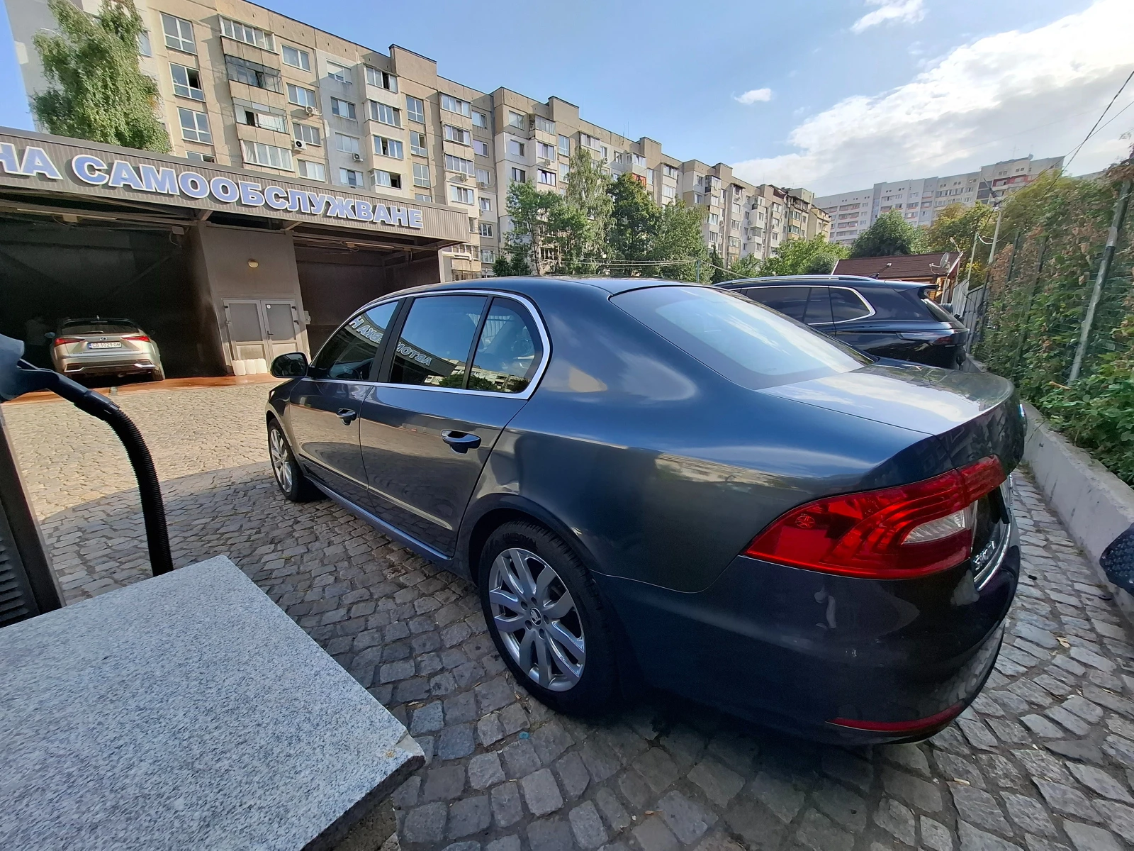 Skoda Superb, снимка 5 - Автомобили и джипове - 55890422