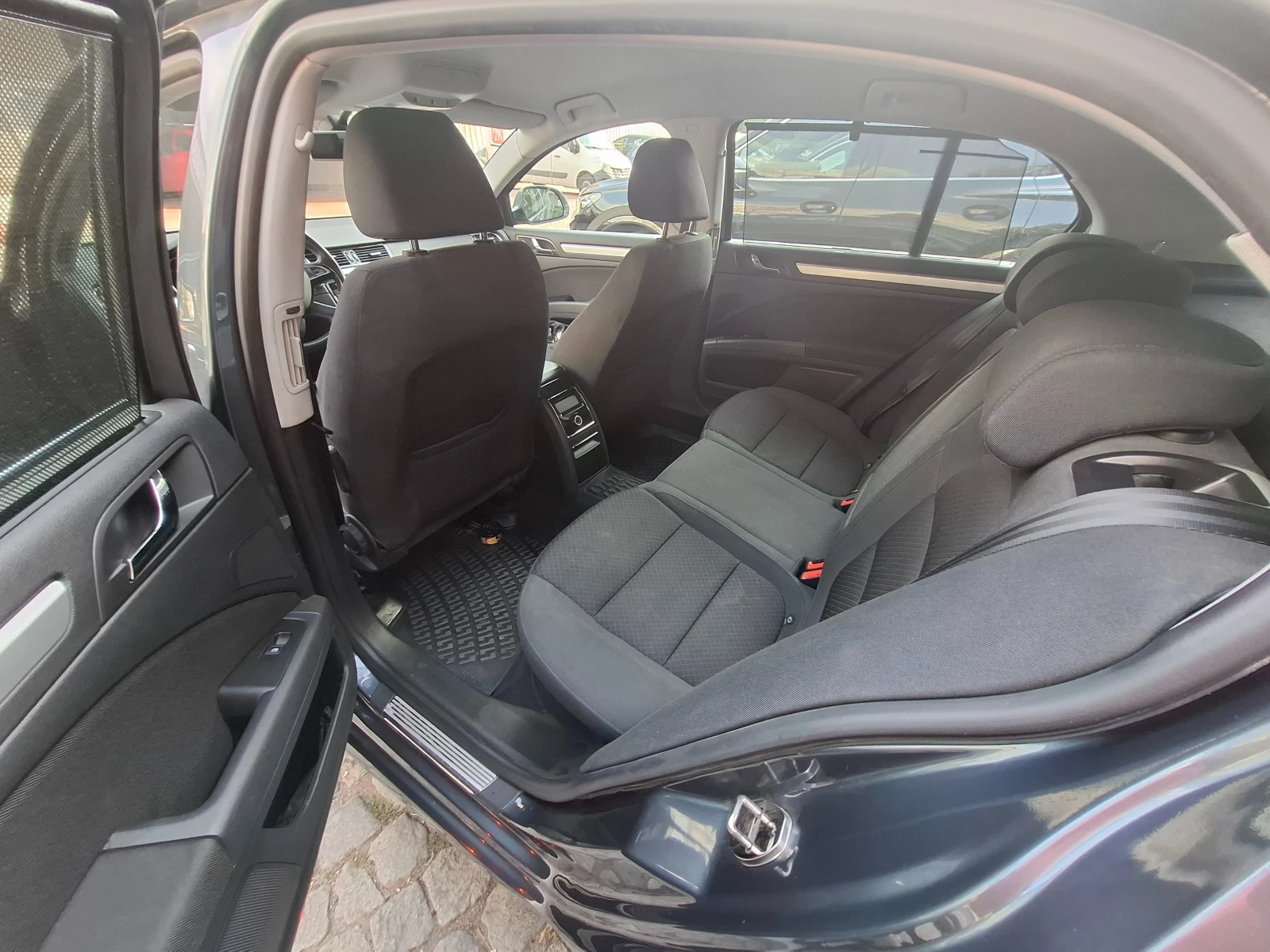 Skoda Superb, снимка 10 - Автомобили и джипове - 55890422
