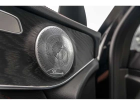 Mercedes-Benz GLC 43 AMG 4MATIC SUV /CARFAX/Панорама/Кожа/Памет, снимка 11