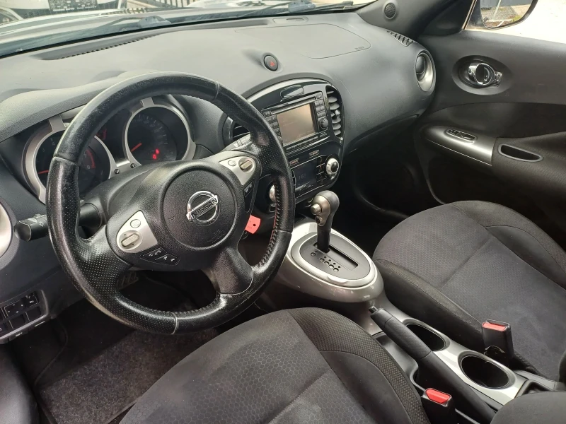 Nissan Juke 1.6i automat kamera euro5, снимка 6 - Автомобили и джипове - 47474231