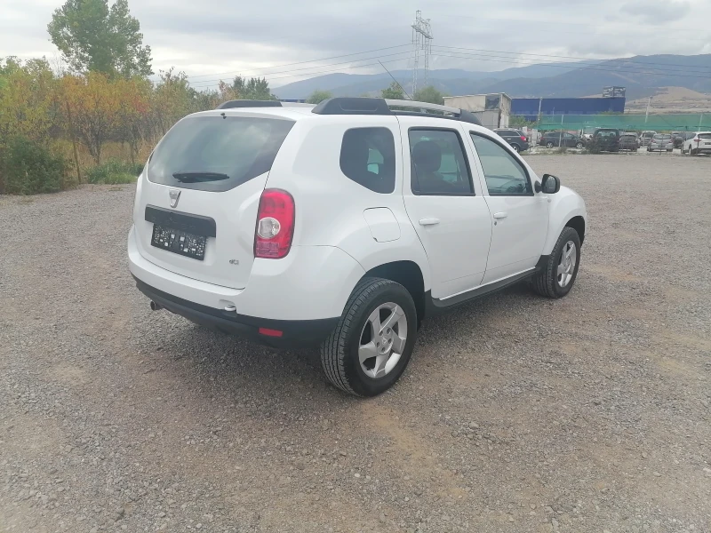 Dacia Duster 1.5dci 110ks * КОЖА * , снимка 6 - Автомобили и джипове - 47640789